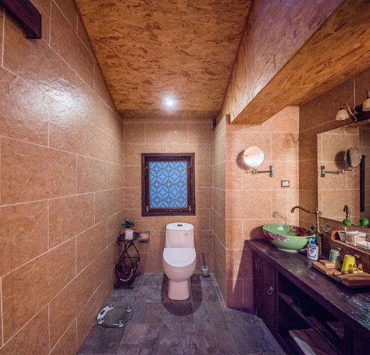 Bathroom 4, Fanlu Inn, Lijiang
