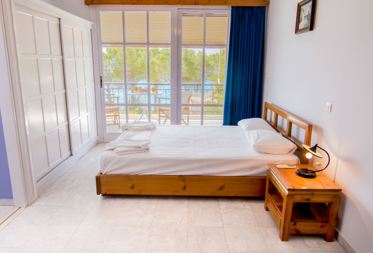 Bedroom 2, Theodora Apartments, Peloponnese