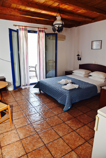 Bedroom 3, Daskalogiannis Hotel, Crete