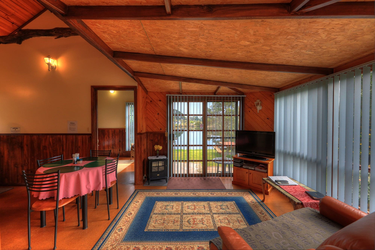 Others 4, Stanley Lakeside Spa Cabins, Circular Head