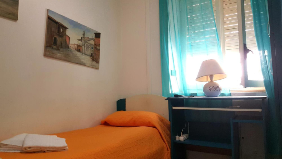 Bedroom 2, B&B Piazza Ragusa, Rome