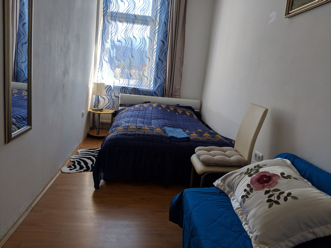 Bedroom 2, Abdalla Apartments, Murtal