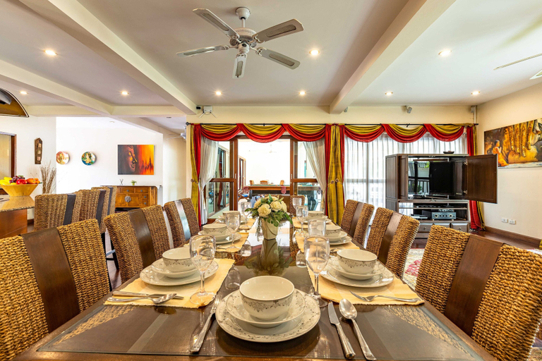 Food & Drinks 5, 3 BR Pool Villa in Great Location CV3, Hua Hin