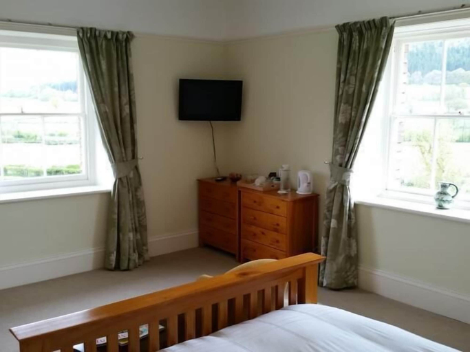 Bedroom 2, Upper Letton Farmhouse, Herefordshire