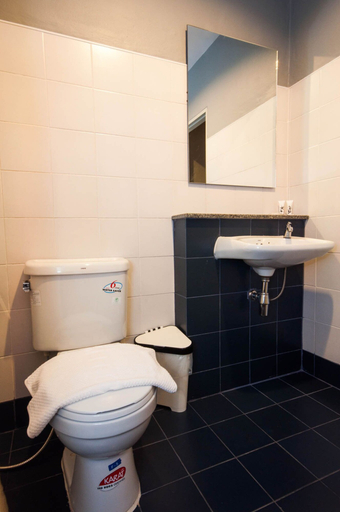 Bathroom 4, Chalong Sea Breeze, Phuket Island