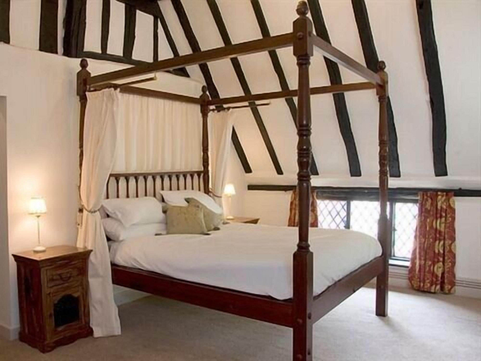 Bedroom 5, The Brocket Arms, Hertfordshire