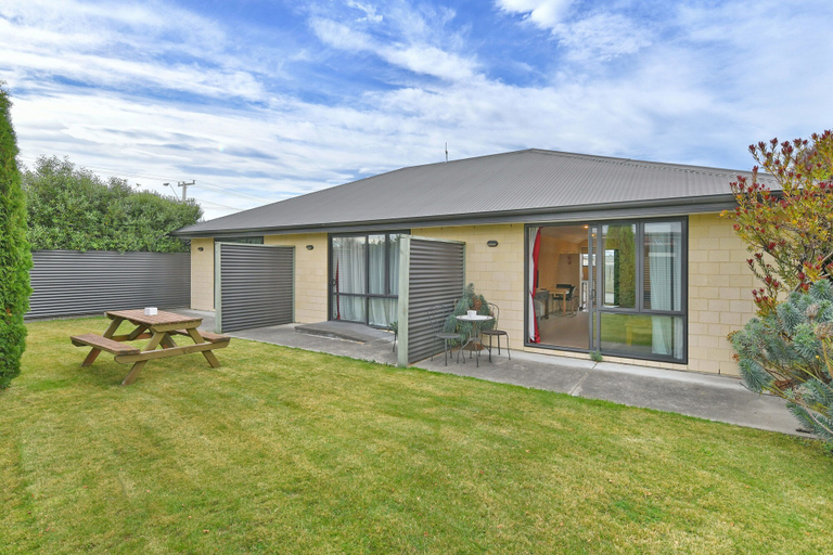 Exterior & Views 2, Wayside Motel, Waimakariri