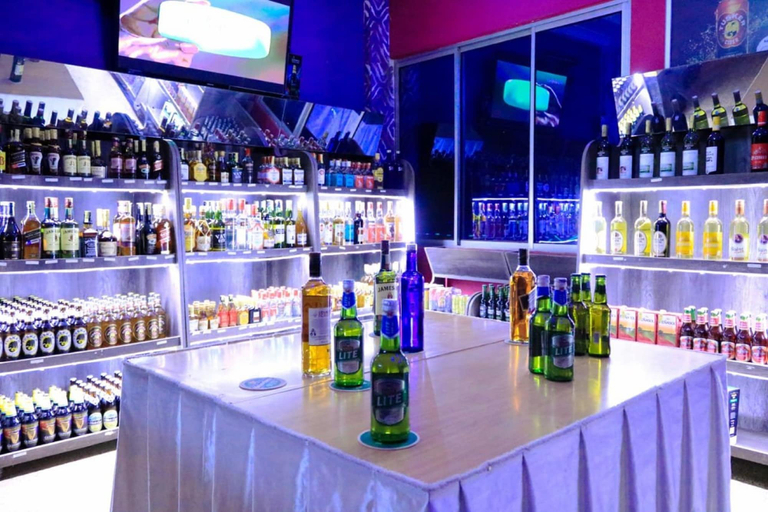 Food & Drinks