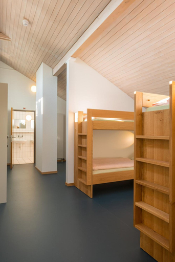 Bedroom 3, Youth Hostel Zug, Zug