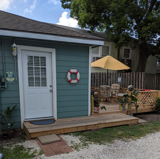 Exterior & Views 2, Come Friday Cottages on the Bay, Galveston