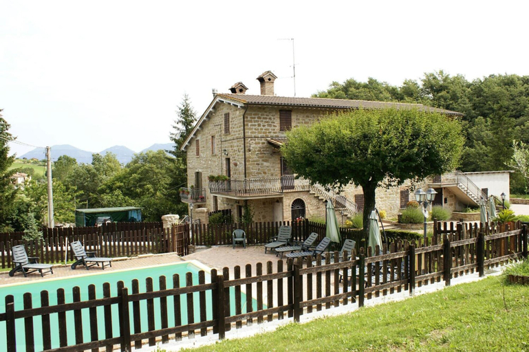 Exterior & Views 2, Agriturismo Ponte di Riocchio, Perugia