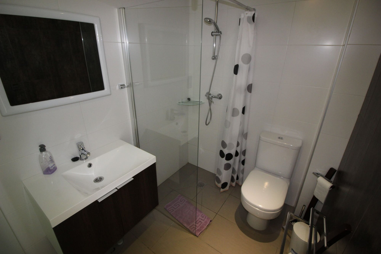 Bathroom 4, Groundfloor Oasis Beach III La Zenia, Alicante