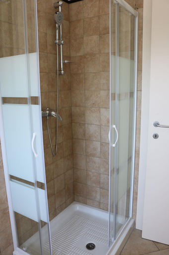 Bathroom shower 2, Atmosphera Casarano, Lecce