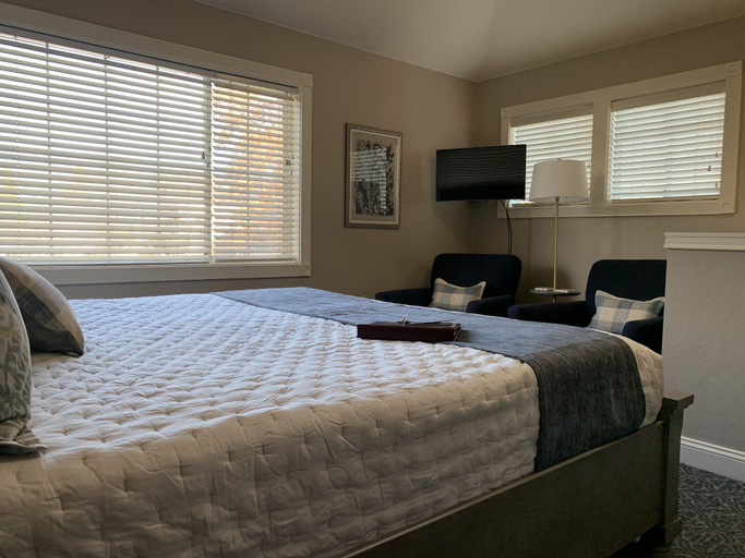 Bedroom 2, McCall House Boutique Inn, Jackson
