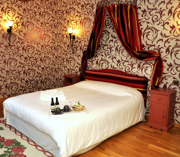 Bedroom 3, Château de Jonquieres, Aude