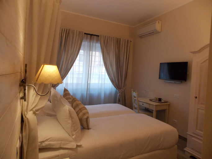Bedroom 3, Casa Tua Vaticano Guest House, Rome