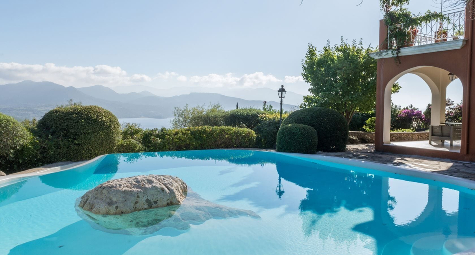 Sport & Beauty 4, Collection Villas, Ionian Islands