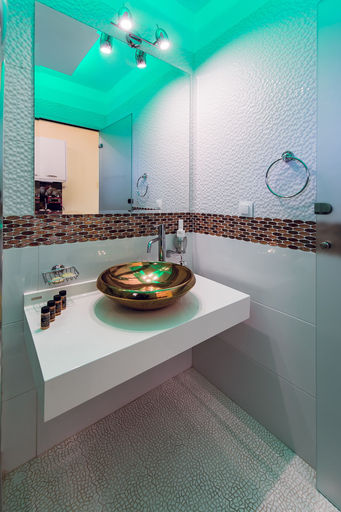 Bathroom 5, Dream Apartments, Central Macedonia