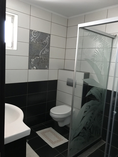Bathroom, Top Apartament Sarafovo, Burgas