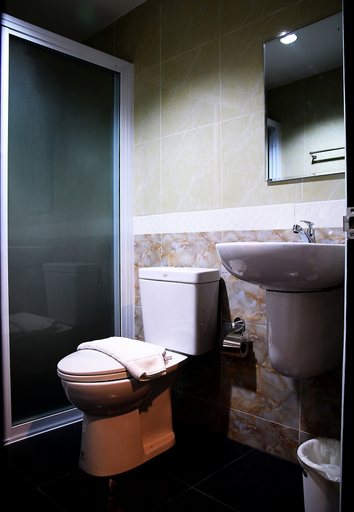 Bathroom 4, Metro Hotel & Spa, Thung Song