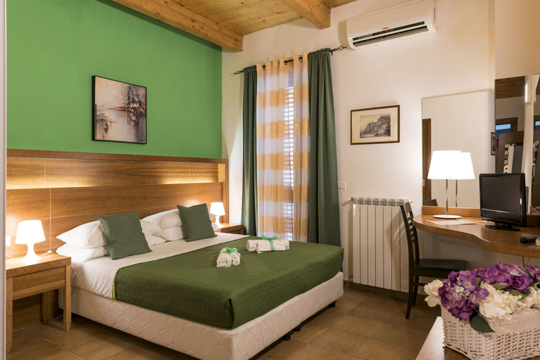 Bedroom 5, Murat Guesthouse, Vibo Valentia