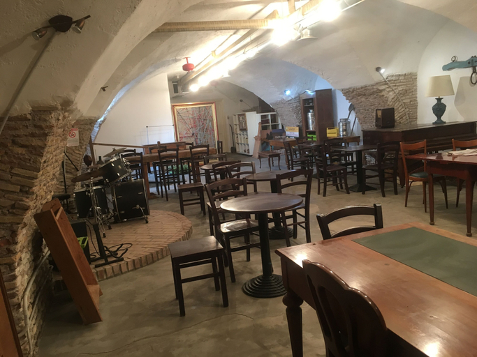 Food & Drinks 4, Rodrigo de Vivar, Rome