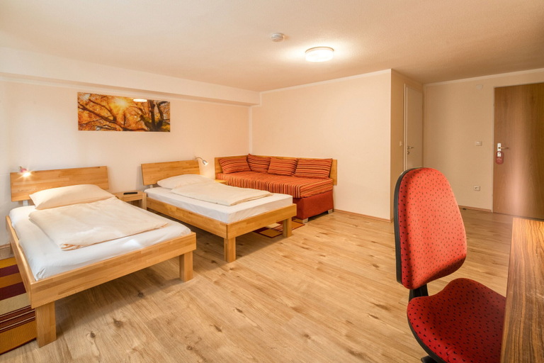 Bedroom 2, Hotel Bettstadl - Landshut, Landshut