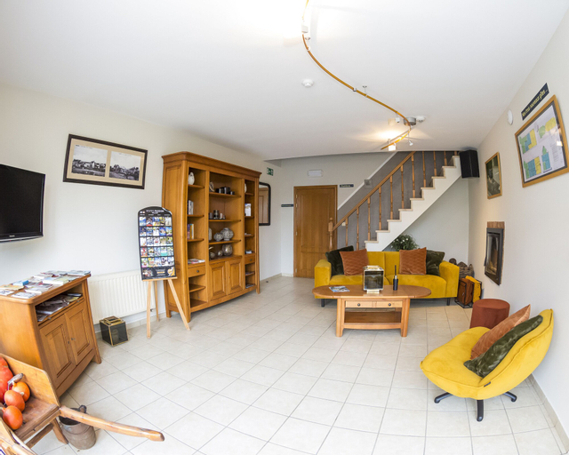 Public Area, Ferme Chateau Laneffe, Namur