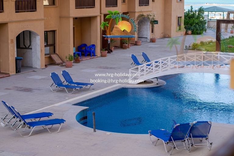 Sport & Beauty, 2 Bedrooms Apartment Pool & Sea View, Al-Ghurdaqah
