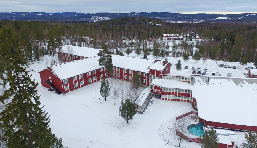 Exterior & Views 2, Hassela Ski Resort Cabins, Nordanstig