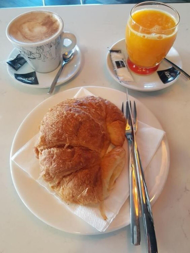 Food & Drinks, Hostal Residencia Victoria, A Coruña