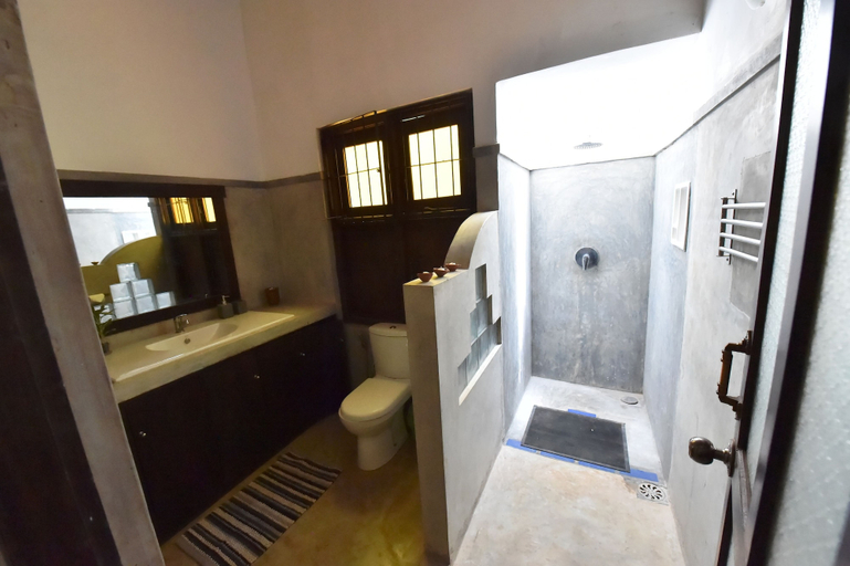 Bathroom 4, HiddenSide Waya Ulpatha, Palugaswewa