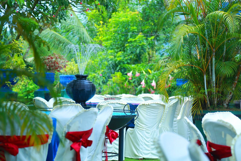 Food & Drinks 4, Senaro Holiday Resort, Nagoda