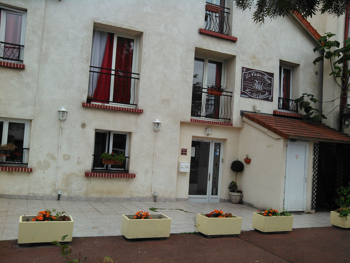 Exterior & Views 2, Hotel Victor Hugo, Hauts-de-Seine