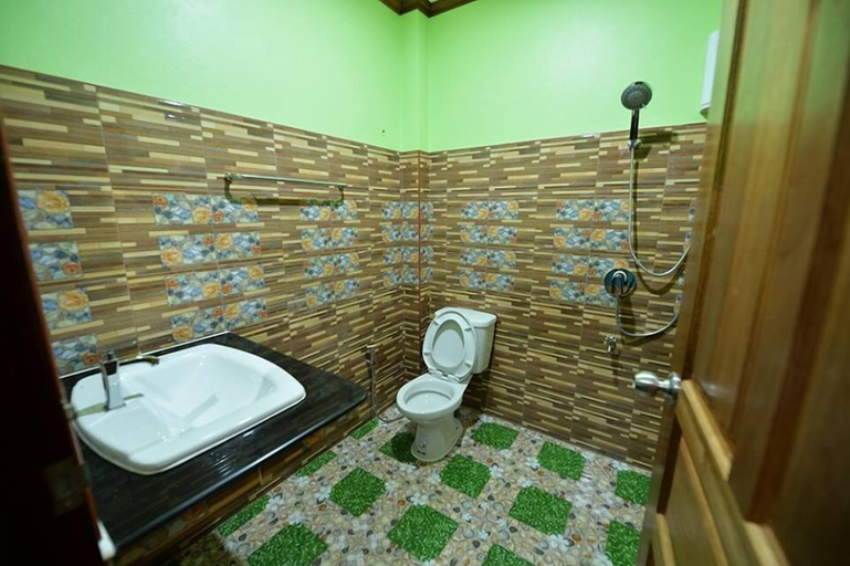 Bathroom 3, Dusit Phuphaya Resort, Ao Luk