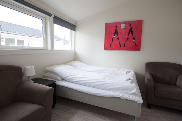Bedroom 2, Skillevollen Motell, Rana