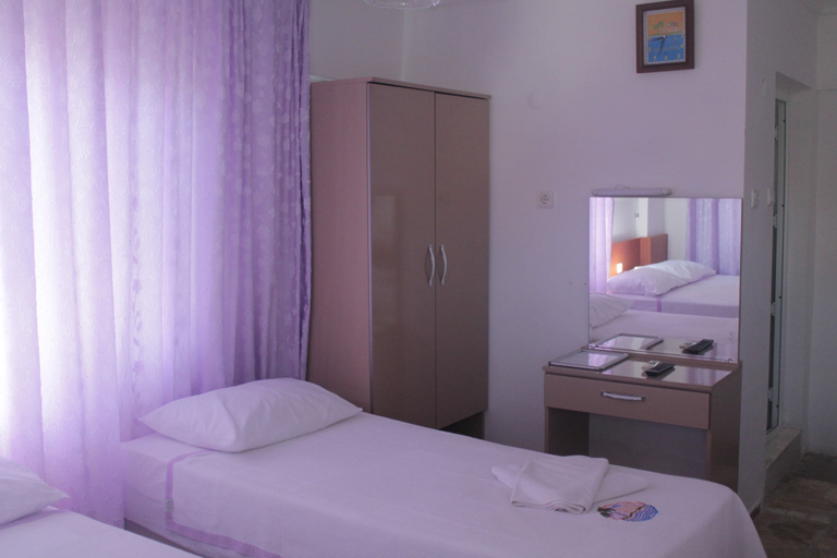 Bedroom 3, Hotel Fiesta Beach Didim, Didim