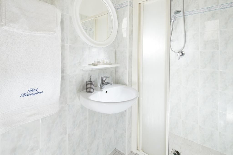 Bathroom 4, Hotel Bellerofonte, Rimini