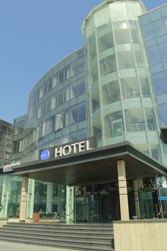 Exterior & Views 2, Sky Hotel Baku, Baku