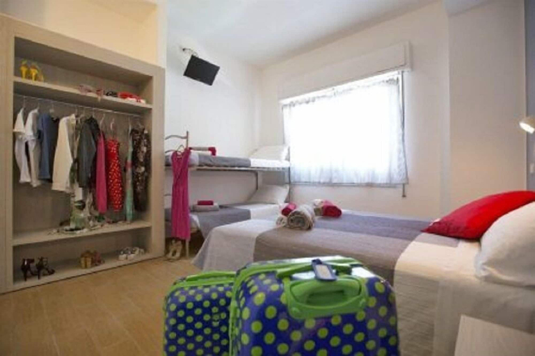 Bedroom 3, Hotel Sabrina Rimini, Rimini