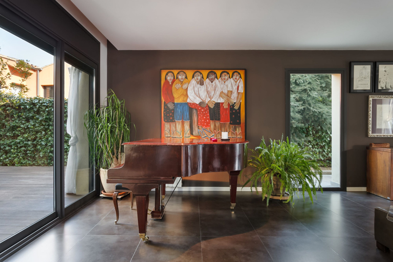 Others 5, Villa Argentonalux, Barcelona