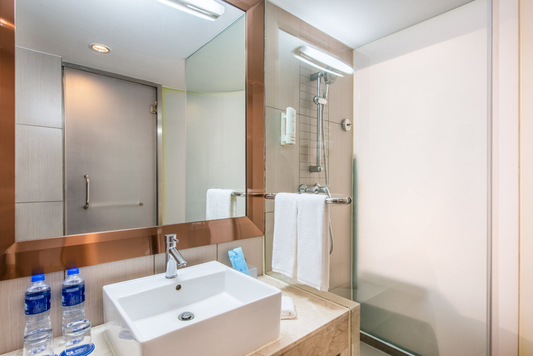 Bathroom 5, Holiday Inn Express HEFEI SOUTH by IHG, Hefei