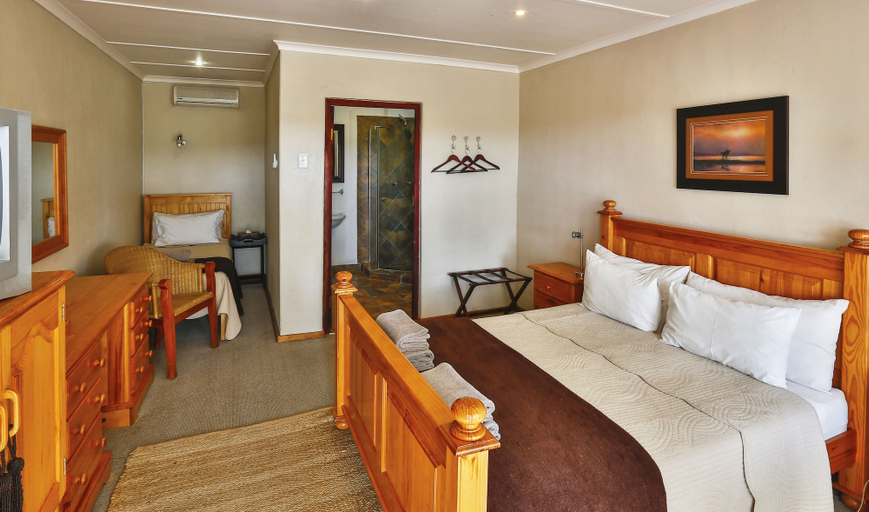 Bedroom 3, Olive Grove Guest Farm, Central Karoo