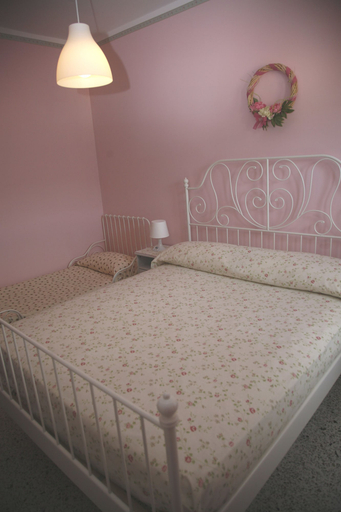 Bedroom 2, Trentinara Cilento, Salerno