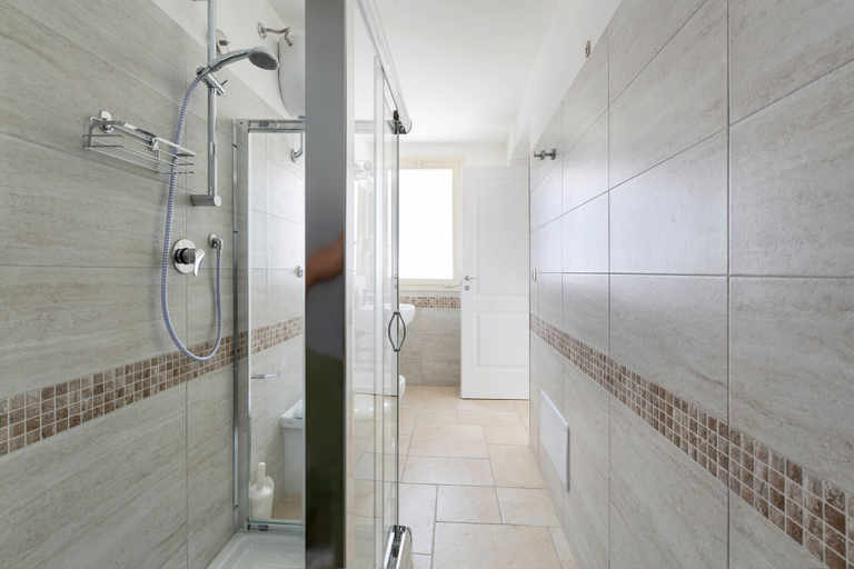Bathroom 3, 1915 Appartamento I Tarocchi Deluxe, Lecce