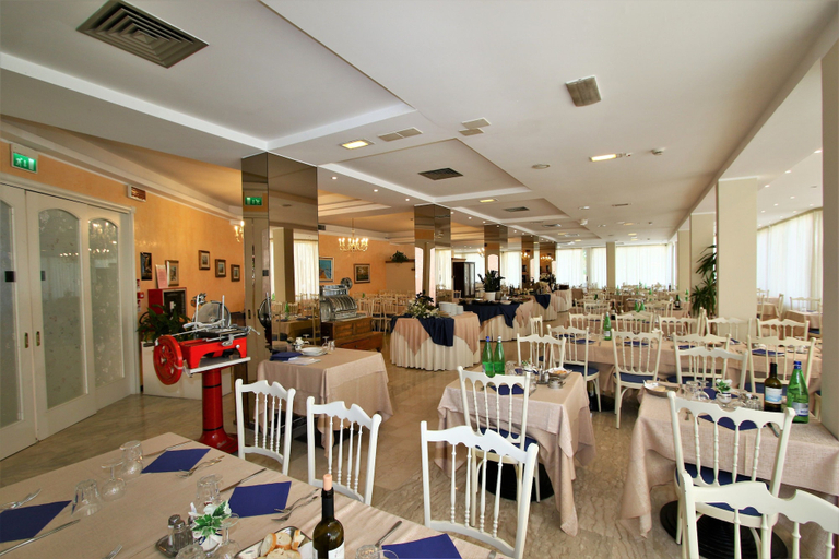 Food & Drinks 5, Hotel De Amicis, Rimini
