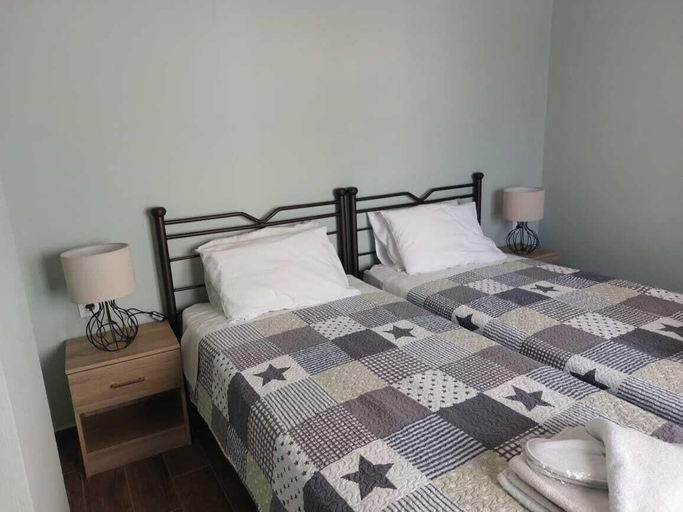 Bedroom 4, Omega Rooms Anaxos, North Aegean