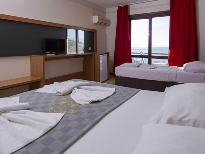 Bedroom 3, Akay Garden Family Club, Urla