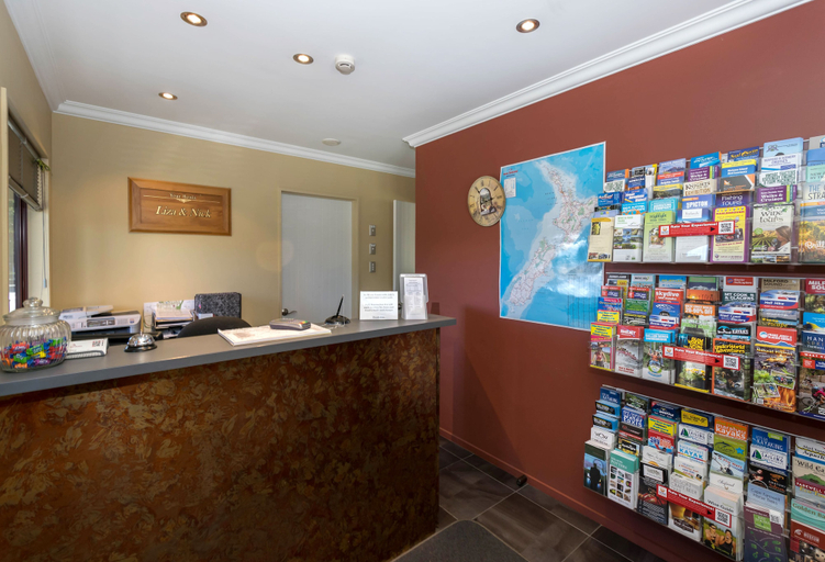 Food & Drinks, Blenheim Spa Motor Lodge, Marlborough