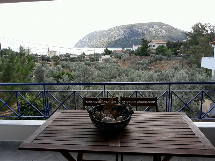 Others 4, Joanna, Peloponnese
